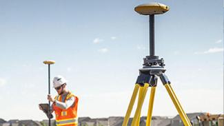 SPS785 GNSS Smart Antenna