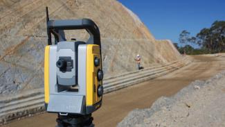 SPS930 Universal Total Station