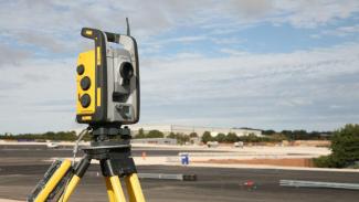 SPS930 Universal Total Station